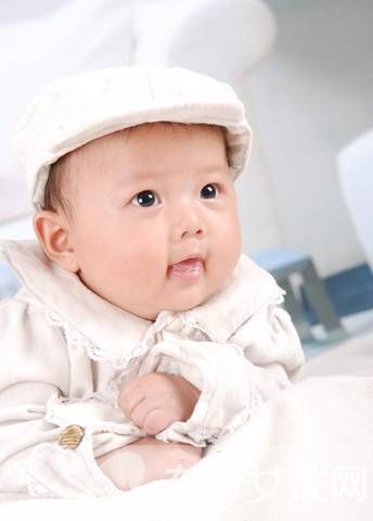 攢肚是什么意思 寶寶攢肚正常嗎