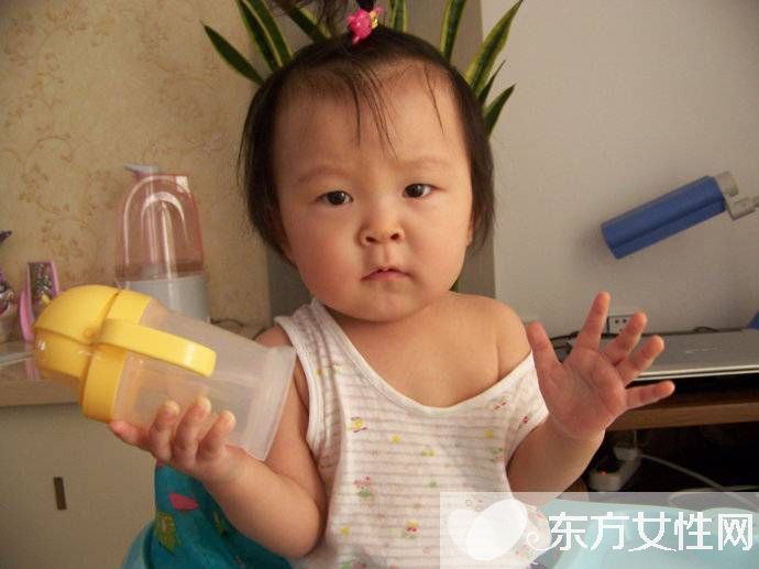 一周歲寶寶的成長(zhǎng)標(biāo)準(zhǔn) 這些飲食原則要牢記哦