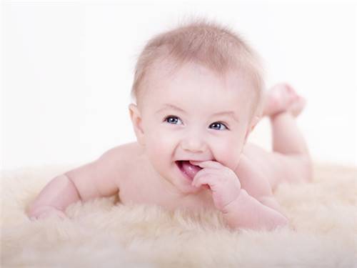 5個(gè)月寶寶輔食食譜 5個(gè)月寶寶不能吃的食物