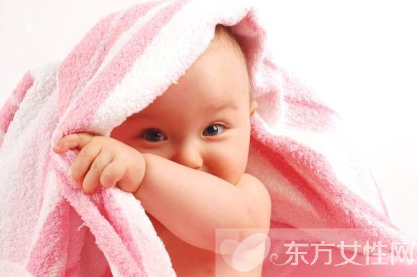 七個(gè)月寶寶發(fā)育指標(biāo) 如果達(dá)不到這些是不正常的哦