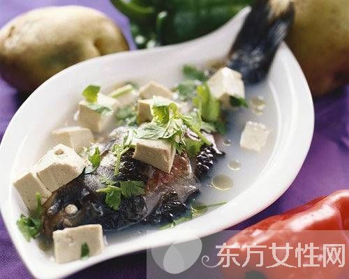 哺乳期不能吃的東西 哺乳期飲食原則及注意事項