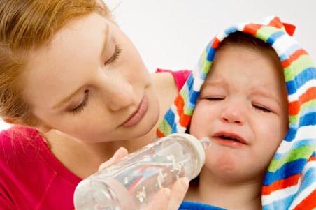 寶寶肺炎早期癥狀有哪些 寶寶咳嗽需當心