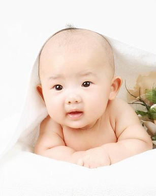 寶寶營養(yǎng)食譜 4個月寶寶吃什么輔食比較好呢