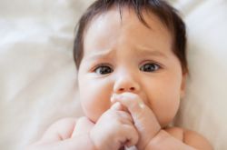 新生兒拉肚子怎么辦 這些情況一定要及時就醫(yī)