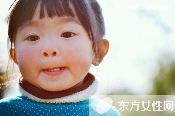 原來趴著睡覺有利于寶寶神經(jīng)系統(tǒng)發(fā)育