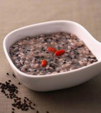 便秘怎么調(diào)理 男女老幼不同解便秘方