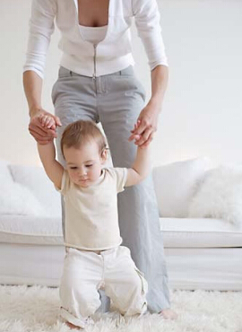 育兒知識大全 寶寶走路晚的九大原因