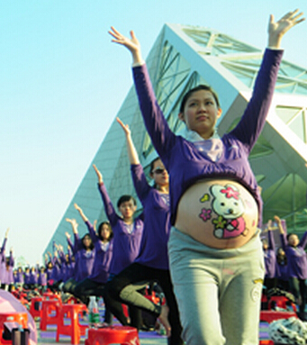 產(chǎn)后瑜伽 幫助找回自信身材