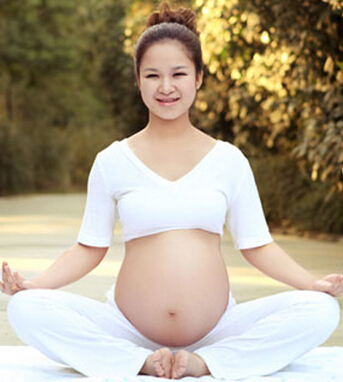 孕婦瑜伽 讓準(zhǔn)媽媽擁有健康好身體