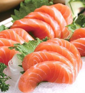 孕婦吃三文魚(yú)好處多 減輕水腫防抑郁