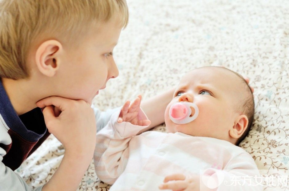 安撫奶嘴怎么用 用安撫奶嘴到底好不好