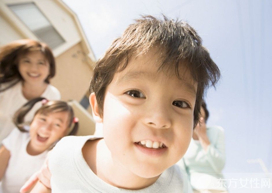 孩子過(guò)渡依賴父母 原因在于你常做這4件事