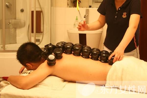 拔火罐減肥的好處與壞處 拔火罐減肥會反彈嗎