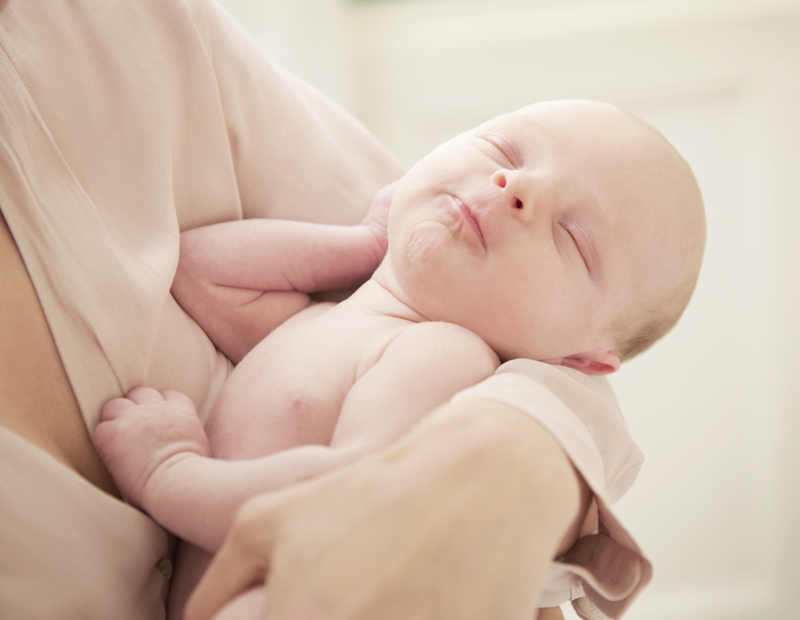 新手媽媽必備的初生嬰兒用品清單大全