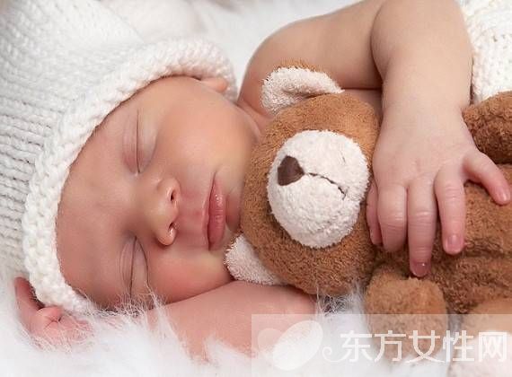 新生嬰兒用品清單推薦 這些誤區(qū)很多新媽媽都會(huì)犯