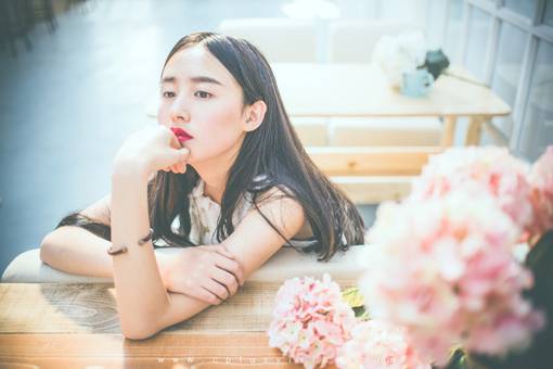 哺乳期乳腺炎的癥狀有哪些 需謹(jǐn)慎及預(yù)防