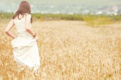 三大表現(xiàn)小心卵巢早衰的侵?jǐn)_