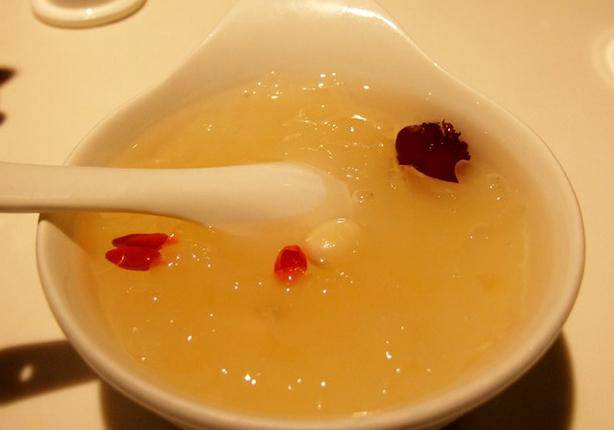 銀耳有效助你預(yù)防乳腺癌