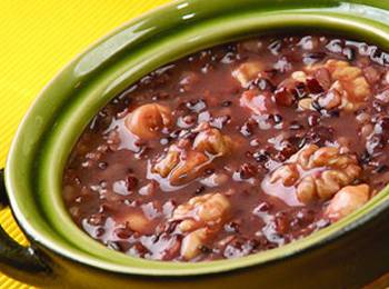 白帶異常的六大飲食療法 簡(jiǎn)單易學(xué)又營(yíng)養(yǎng)