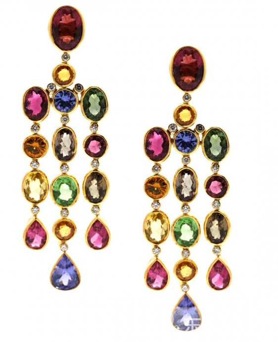 新一年也要紅紅火火 讓石榴石成為你的專屬時(shí)尚