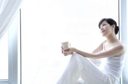 如何治療盆腔炎 這些癥狀居然是盆腔炎的早期表現(xiàn)