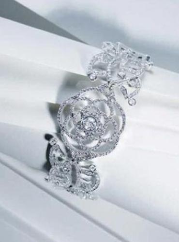 香奈兒高級(jí)珠寶CHANELHaute Joaillerie 2011秋冬系列