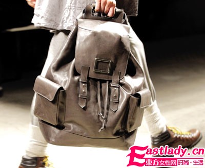 潮男人手必備       秋冬男士大便包