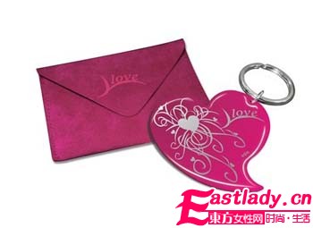 odm設計師推出反傳統(tǒng)腕表      桃紅色成圣誕禮品主打色調