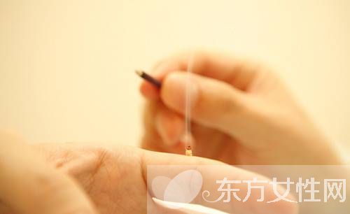 盆腔積液是怎么引起的 如何有效預(yù)防盆腔積液