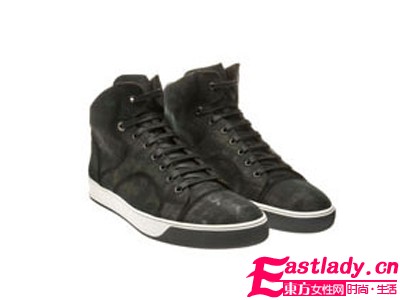 達(dá)人秋冬必備高筒鞋        街拍搶眼新單品