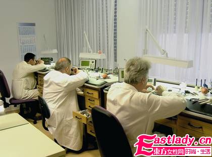 Alexander Shorokhoff推出2011款奢華系列腕表