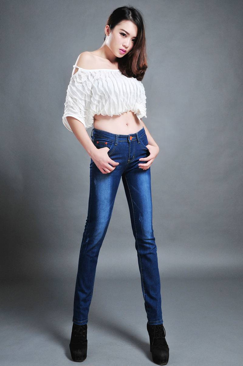 女性穿牛仔褲竟會引發(fā)陰道炎