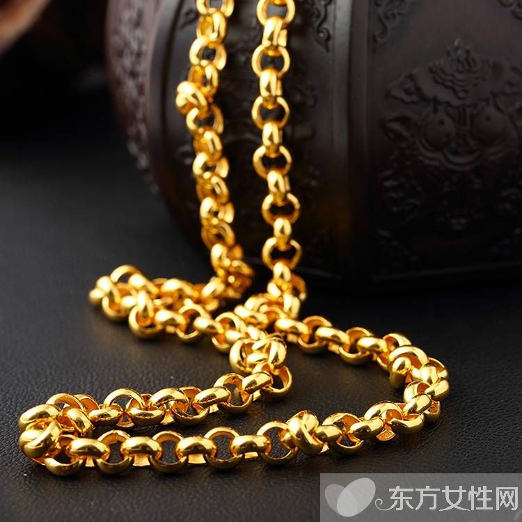 金項(xiàng)鏈怎么清洗 女士選購(gòu)金項(xiàng)鏈要注意什么
