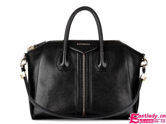 Givenchy推2011新春手袋 新材質(zhì)帶來(lái)新感覺(jué)