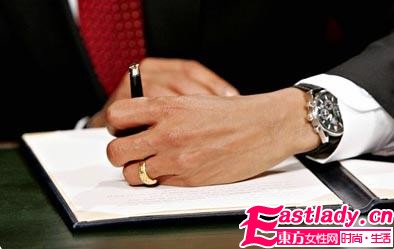 美國(guó)歷屆總統(tǒng)都戴什么腕表 奧巴馬最愛豪雅