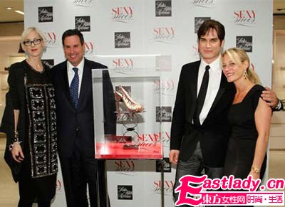 年度最性感高跟鞋評(píng)選 魚(yú)嘴水晶鞋奪魁