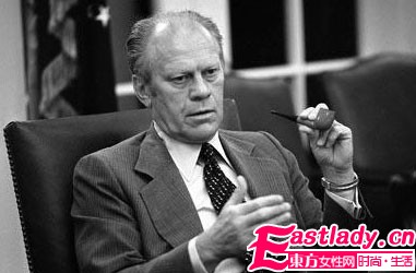 美國(guó)歷屆總統(tǒng)都戴什么腕表 奧巴馬最愛(ài)豪雅