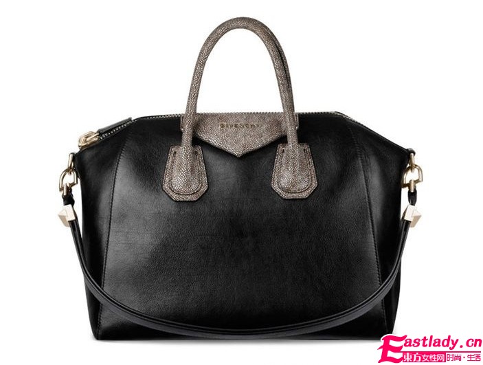 Givenchy推2011新春手袋 新材質(zhì)帶來(lái)新感覺(jué)