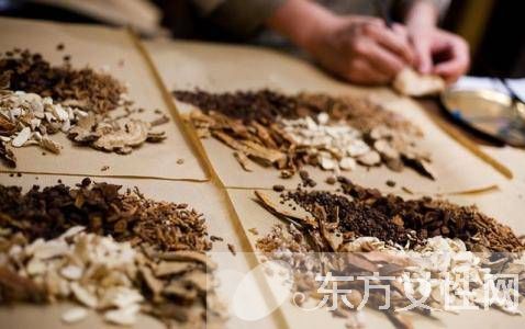 煎煮中藥的方法 中藥不宜用沸水泡