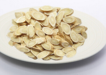 吃黃芪補(bǔ)氣生血 黃芪防癌抗癌功效