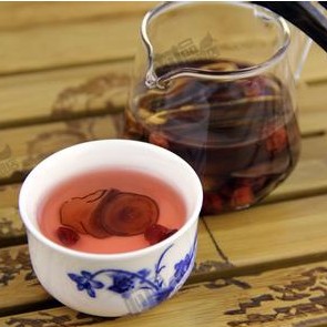 杜仲酒功效 靈芝杜仲酒的功效