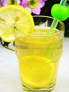 蜂蜜檸檬水的做法 干檸檬片怎么泡水