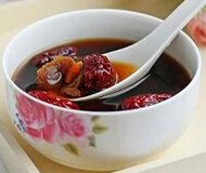 吃什么補(bǔ)血 桂圓紅棗茶的做法及功效