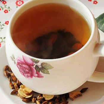 如何解肝毒養(yǎng)肝 白糖甘草茶能護肝養(yǎng)肝