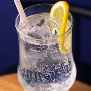 檸檬的食用方法 檸檬蜂蜜水的做法