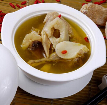 天麻燉鴿子的做法 家常天麻燉鴿子的做法