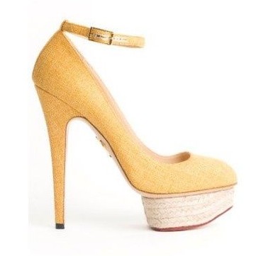 初夏女星衷愛的出街愛鞋