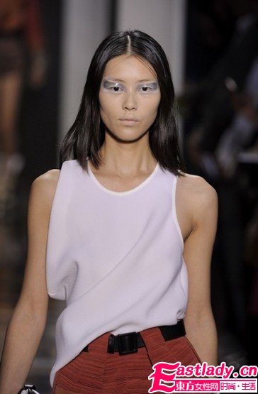 2012春夏時(shí)裝周十大超模引關(guān)注