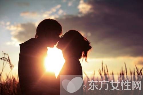 水瓶女和摩羯男配對指數(shù) 這兩個星座可以做夫妻嗎