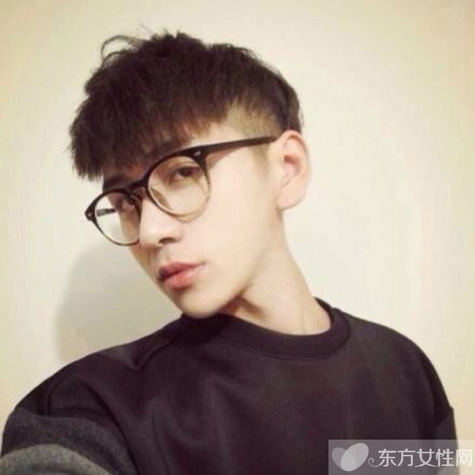 天枰座男生和什么星座配 他的理想妻子是怎樣的呢